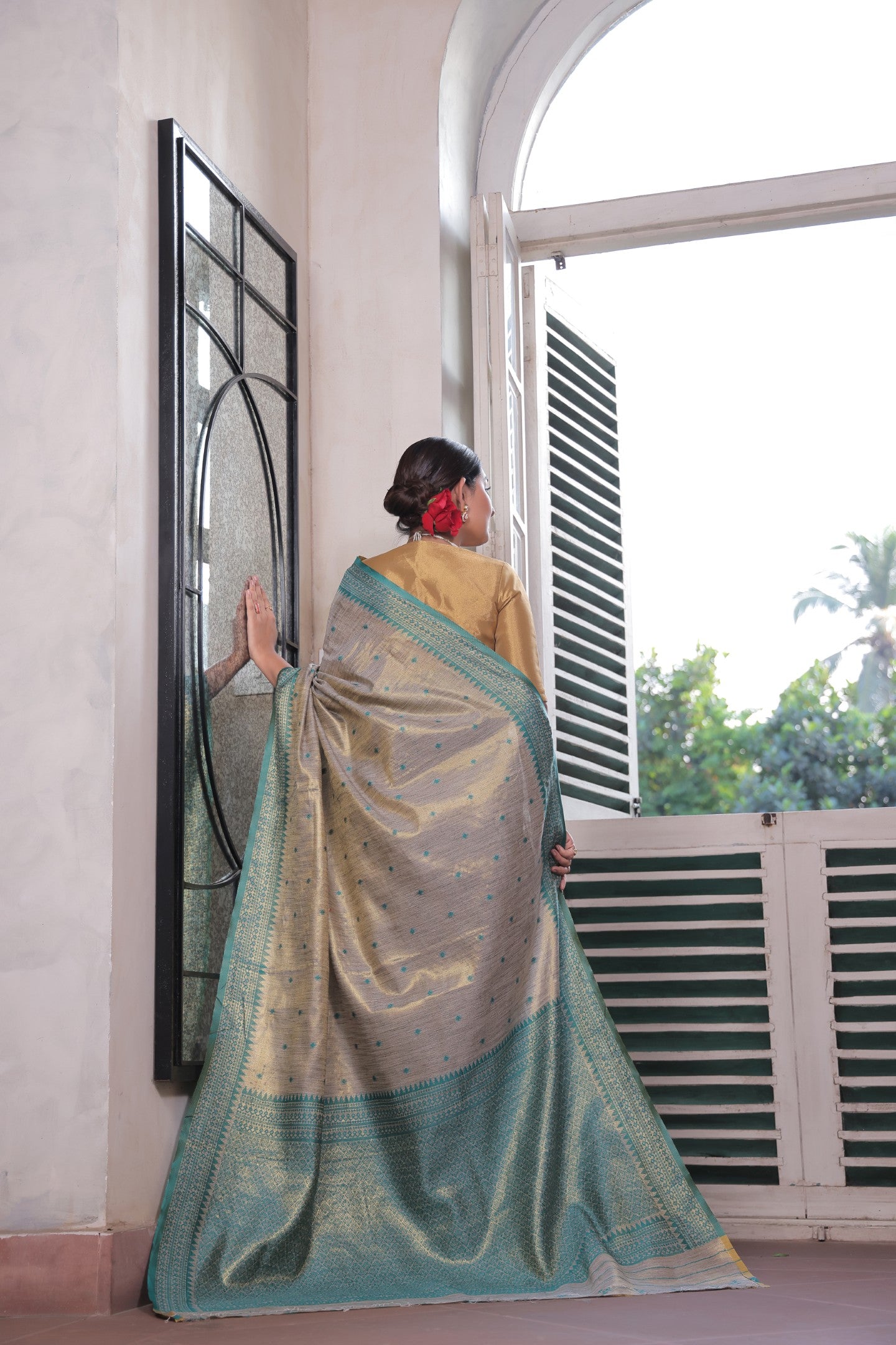 AAHANA TUSSAR TISSUE SAREES