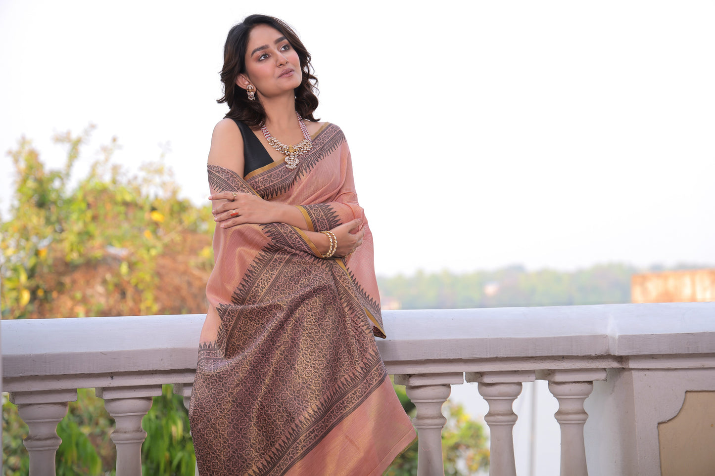 TWIST & TRAD TISSUE LINEN SAREE