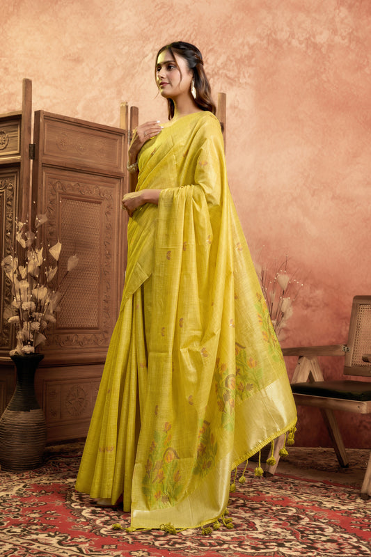 Flaunt factor Linen Saree