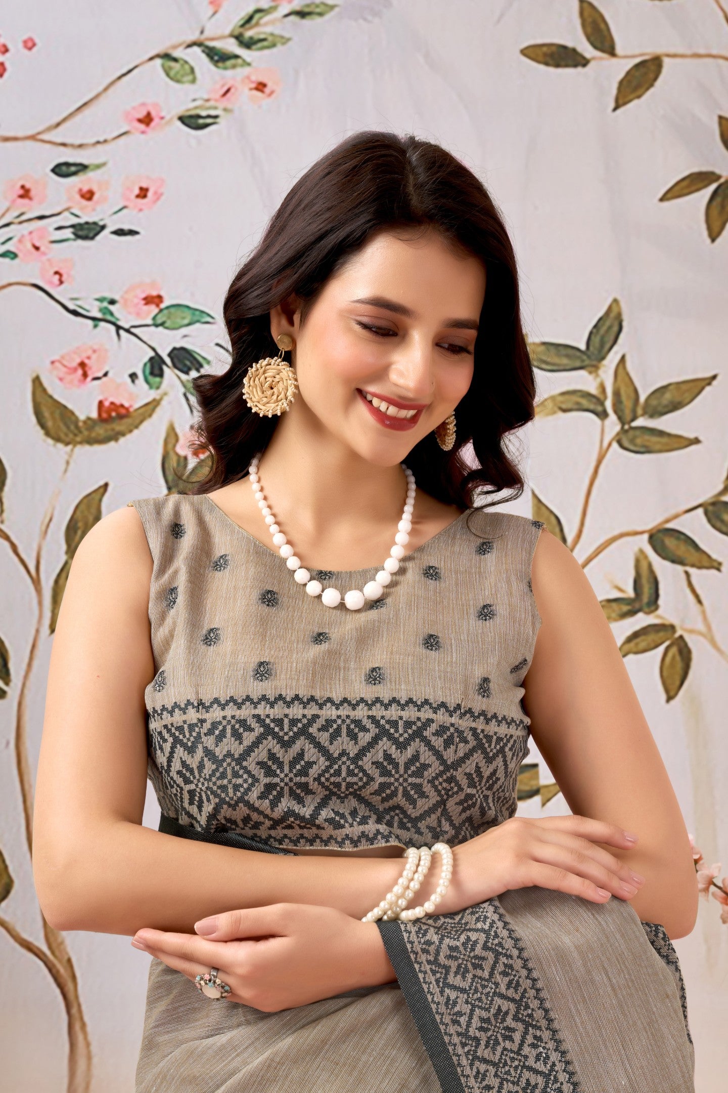 APSARA KOMOLINA LINEN SAREE