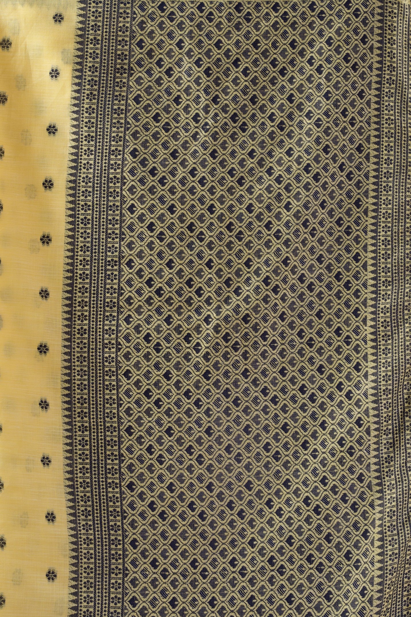 URMIPANCHUDI LINEN SAREE