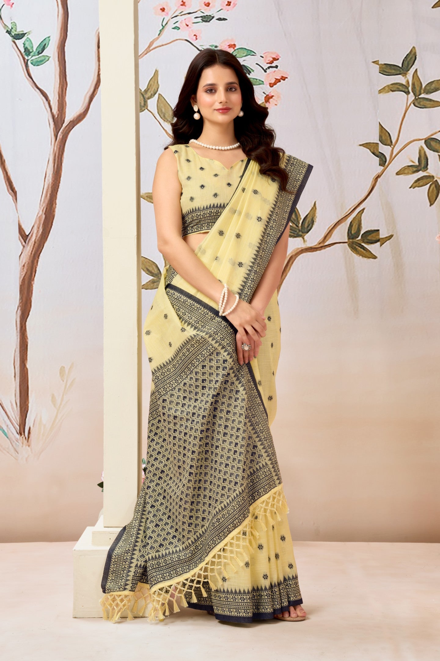 URMIPANCHUDI LINEN SAREE