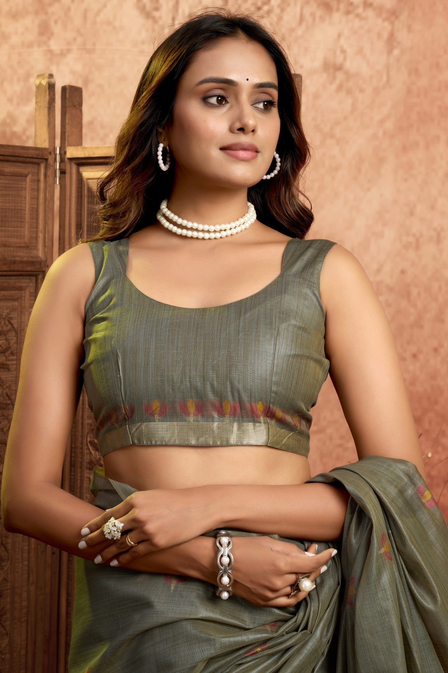 TRIVENIKA MEHATAB LINEN SAREE