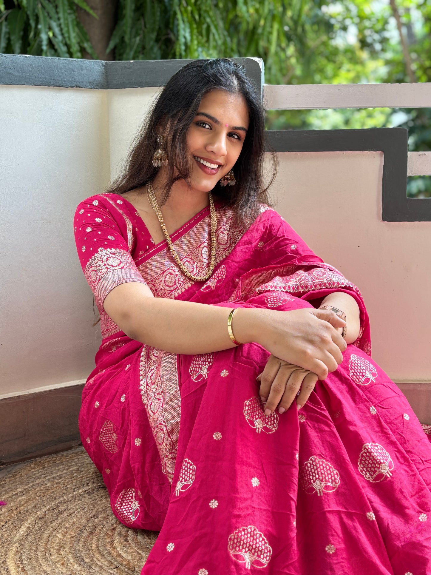 Banarasi weave saree
