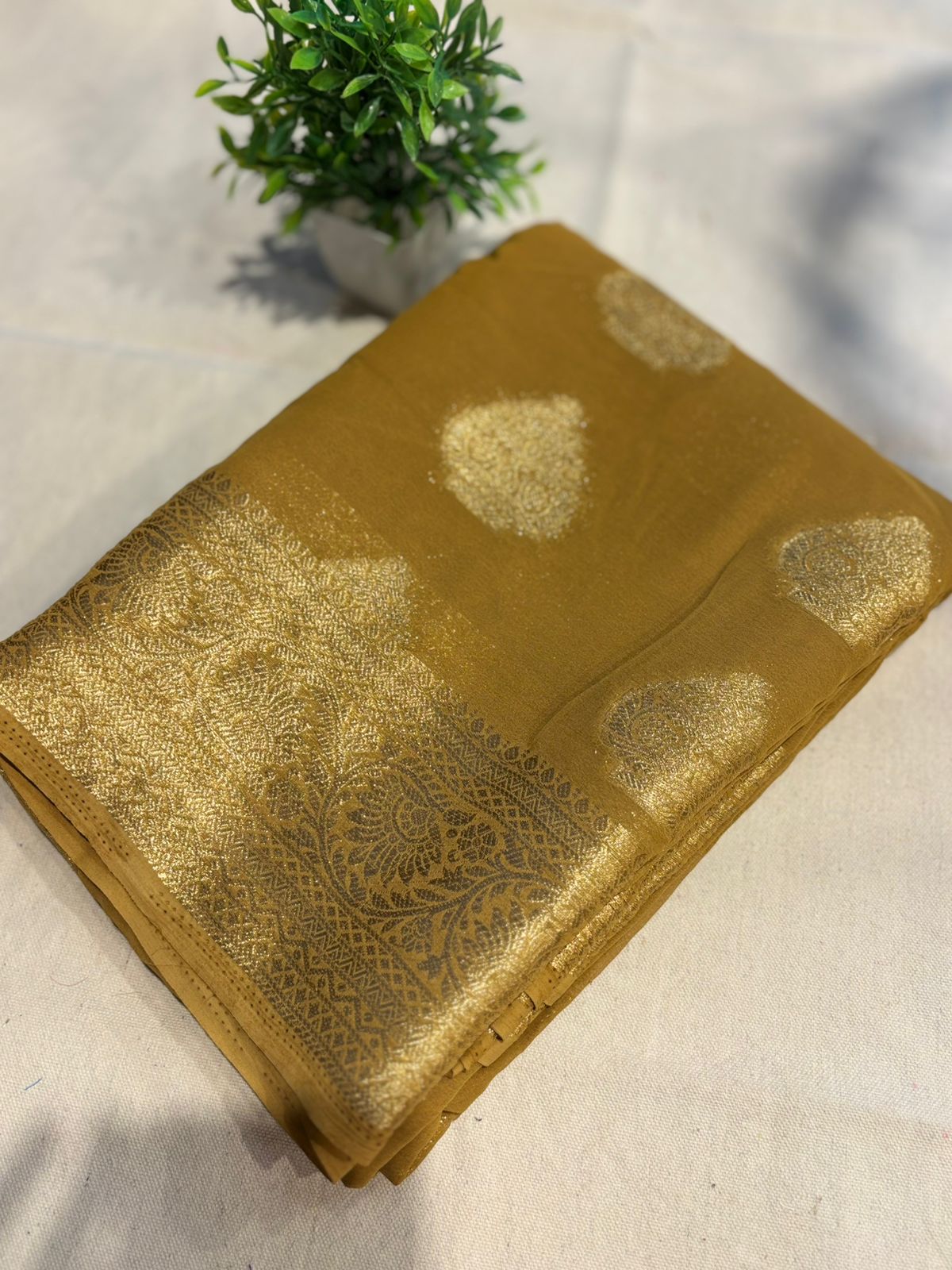 Zip & Go Chiffon Saree
