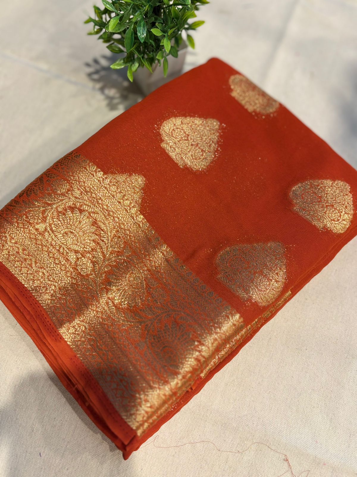 Zip & Go Chiffon Saree