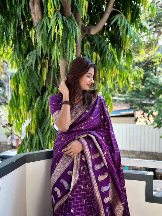 How to Look Expensive in Budget Sarees