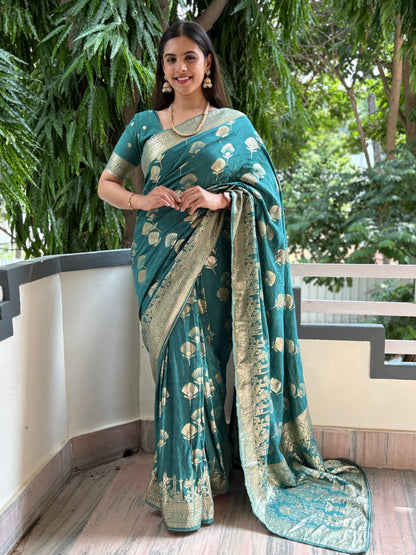 Banarasi weave saree