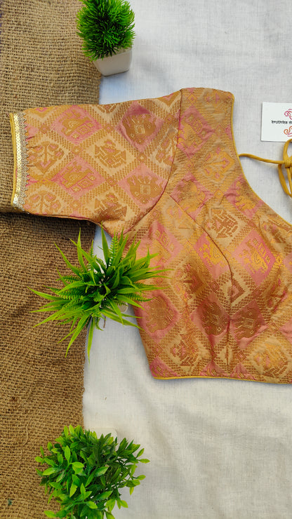 The Urban Saree Companion