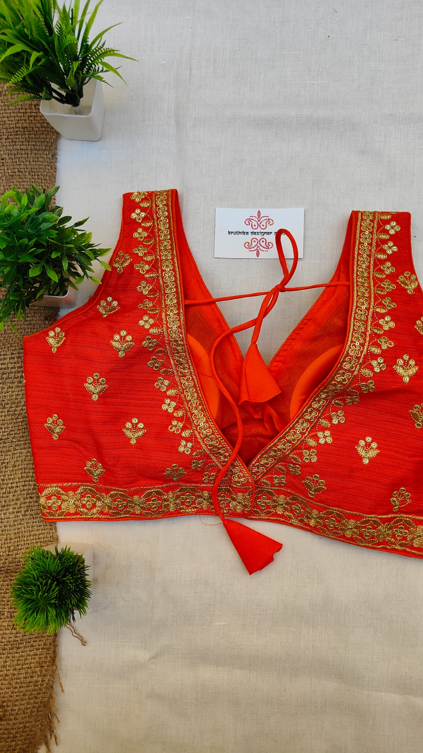Glimmer Garden Top