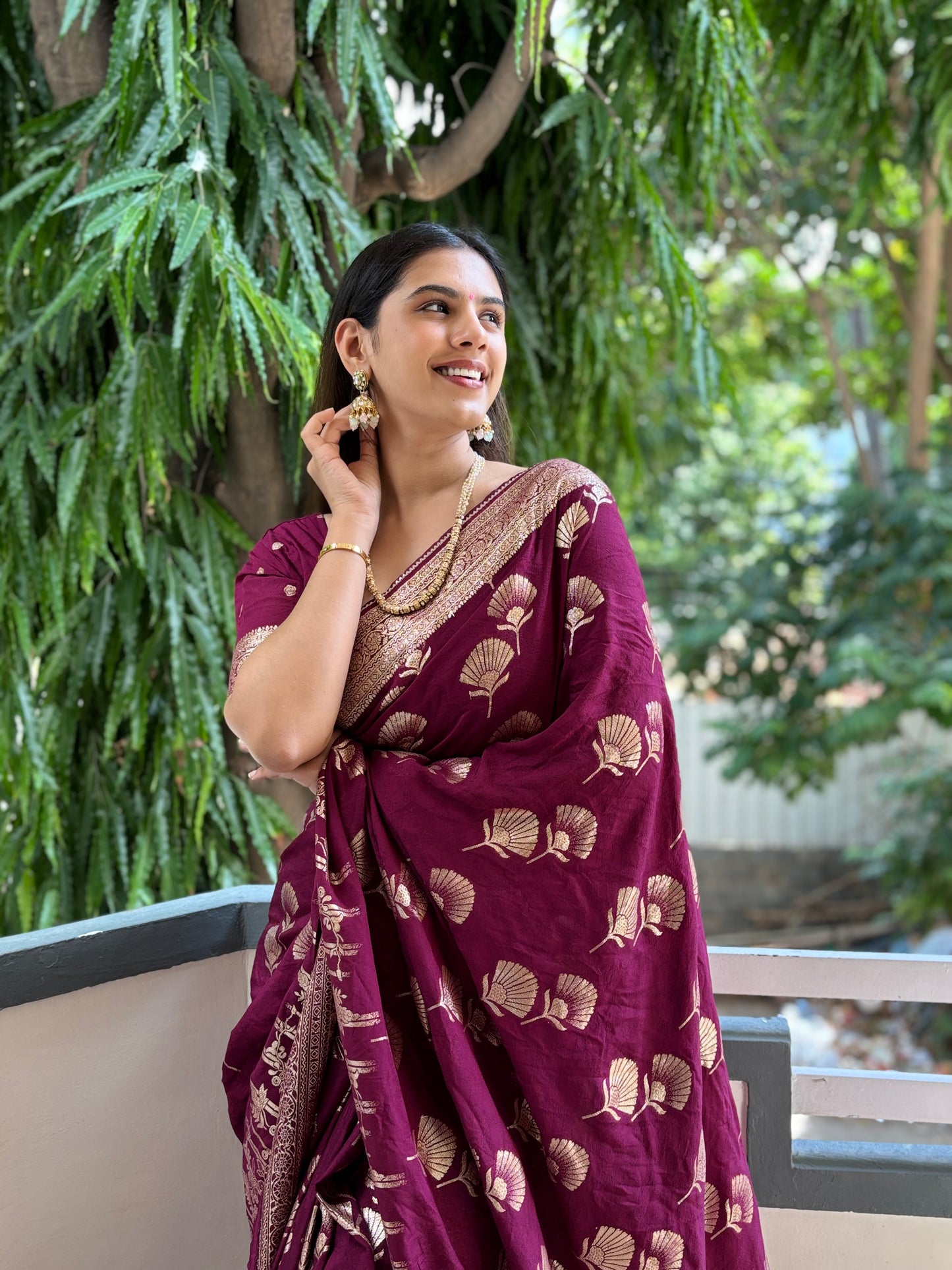 Banarasi weave saree