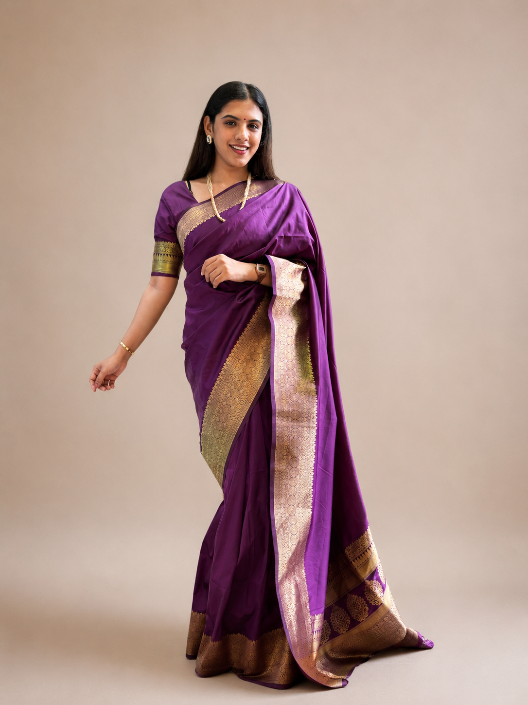 Banarasi weave saree
