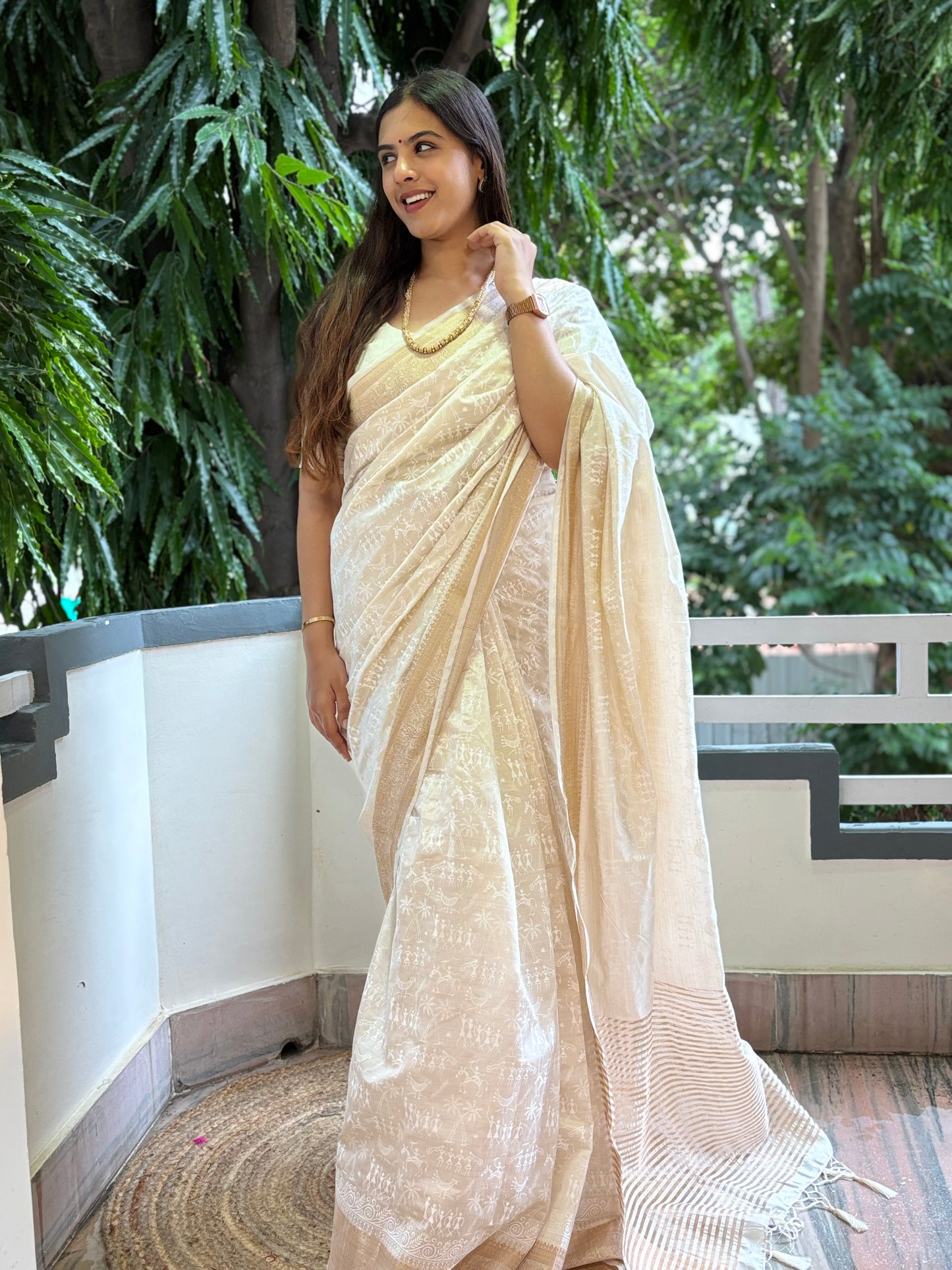 Off white warli printed saree
