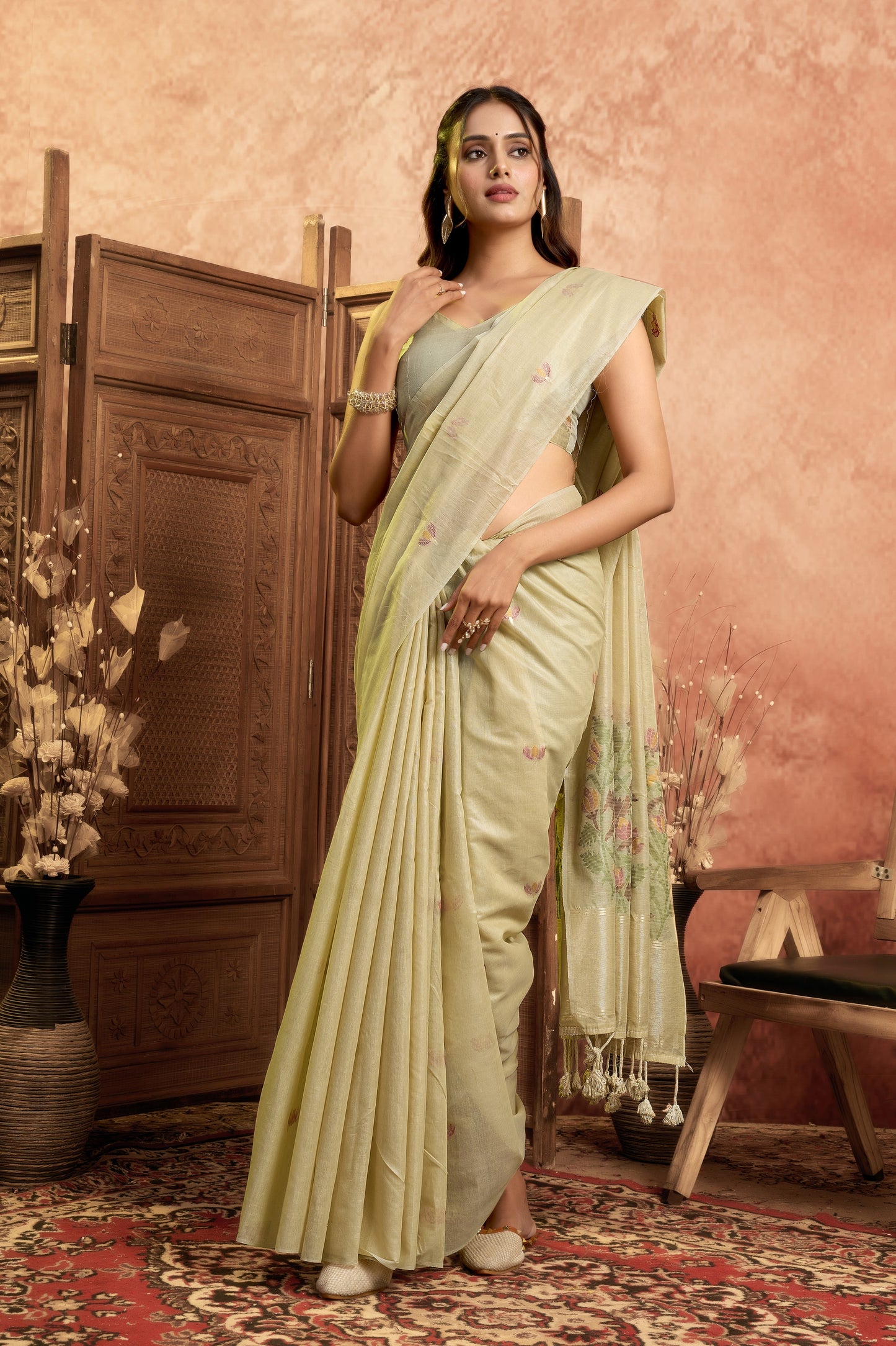 Navi nari Linen saree
