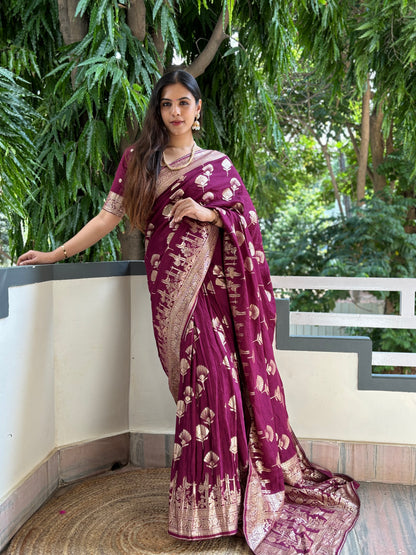 Banarasi weave saree