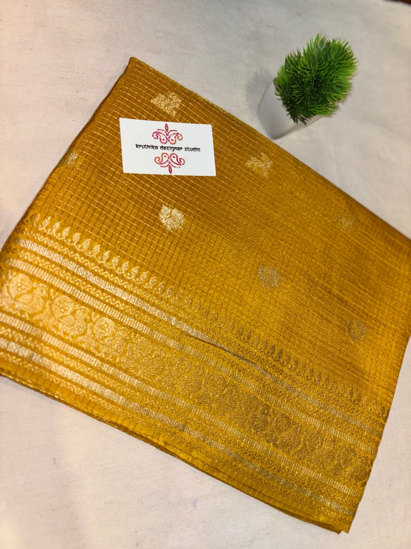 Banarasi micro checks saree