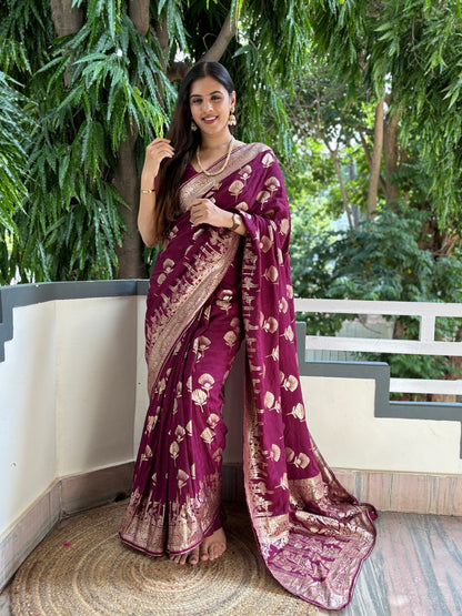 Banarasi weave saree