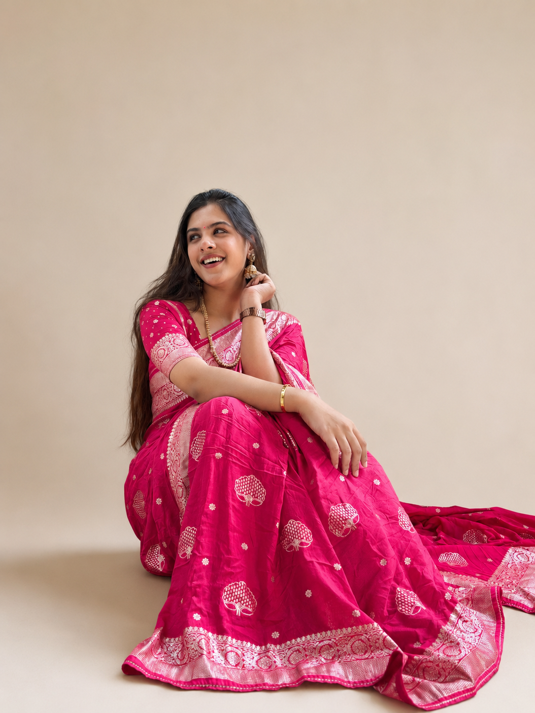 Banarasi weave saree