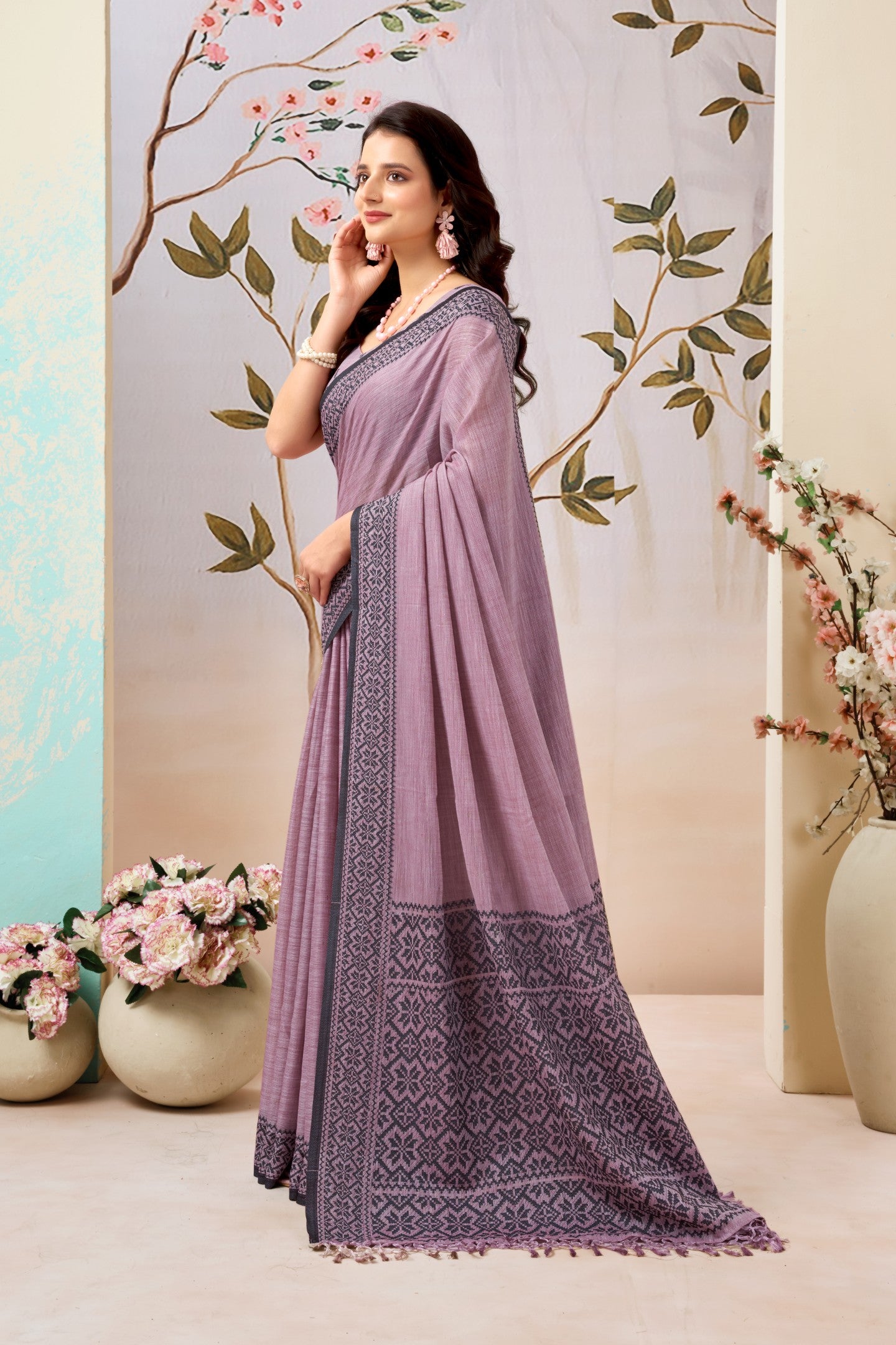 HAMSIKA KOMOLINA LINEN SAREE