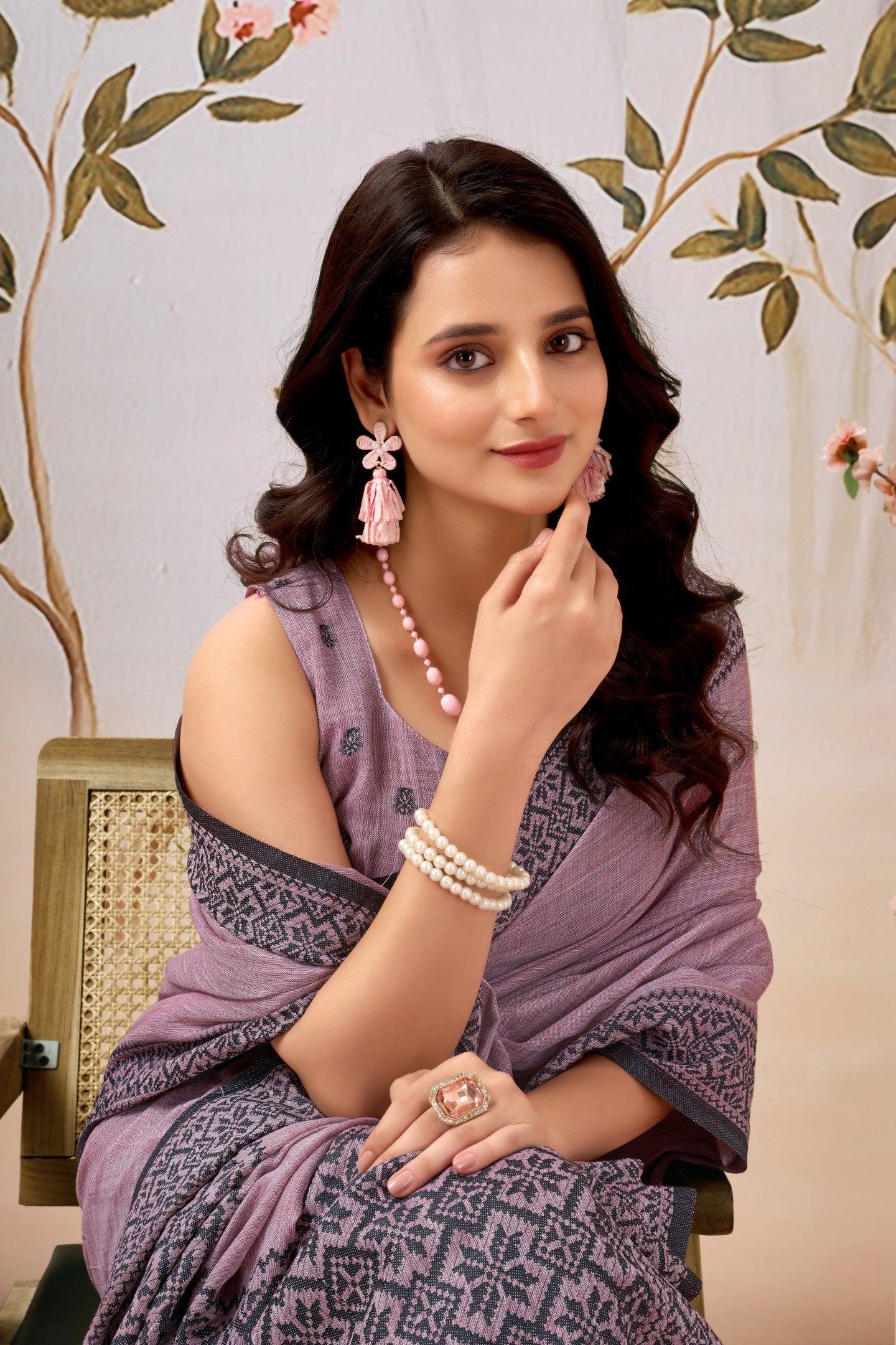 HAMSIKA KOMOLINA LINEN SAREE