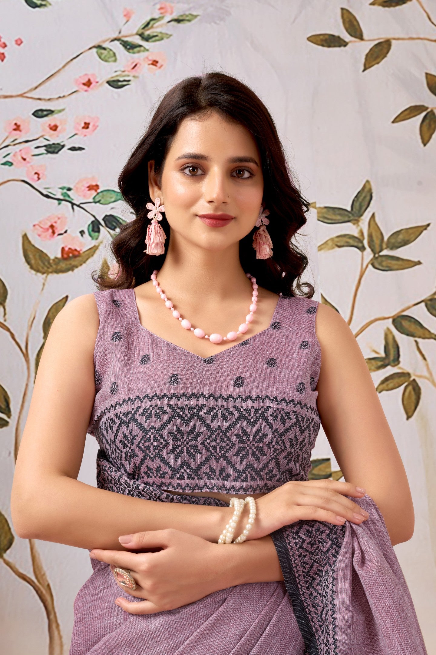 HAMSIKA KOMOLINA LINEN SAREE