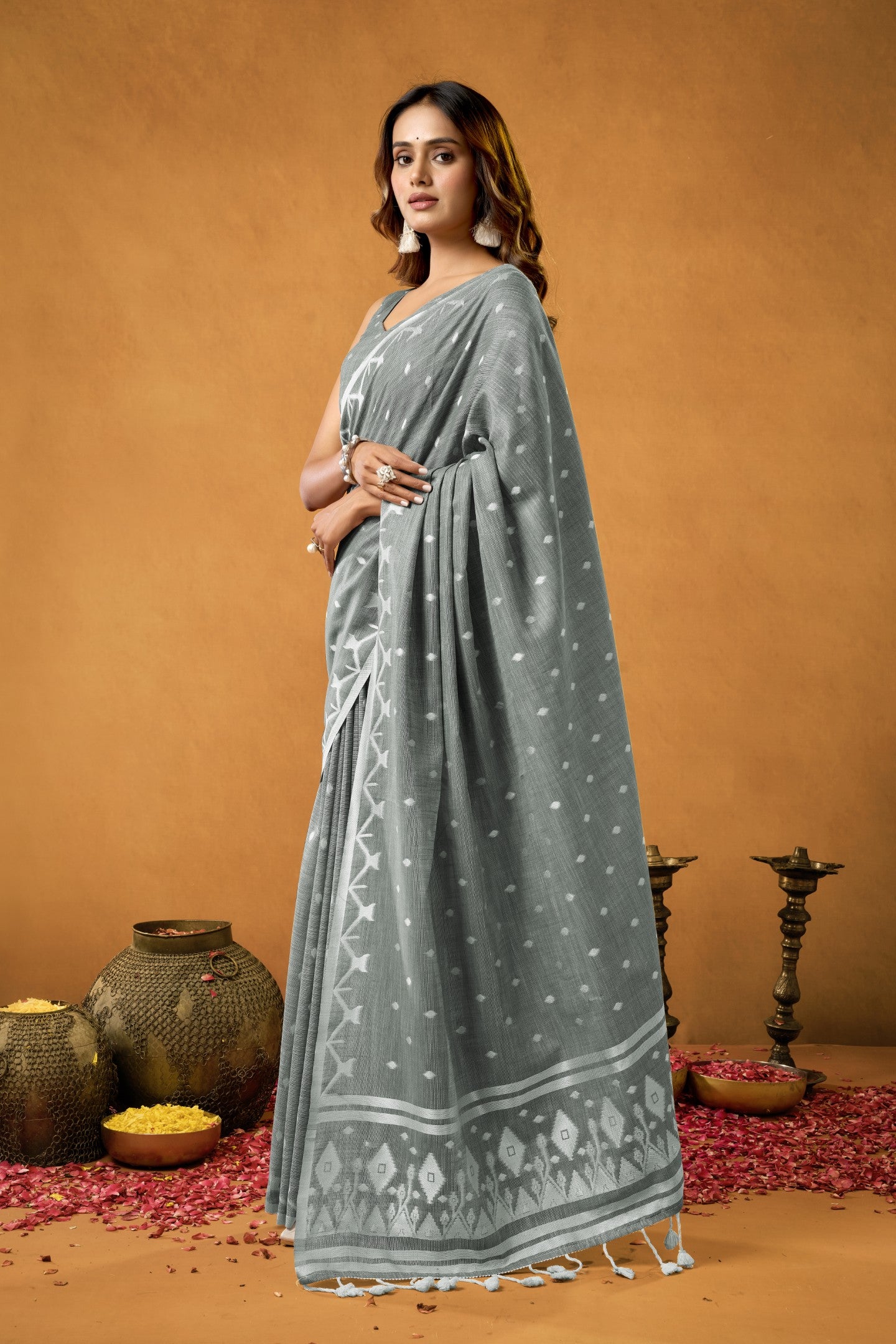 WOVEN WISHPER COTTON LINEN SAREE