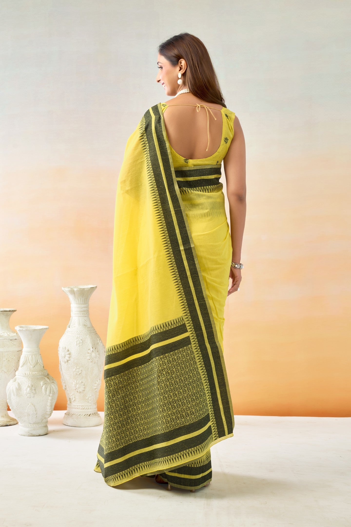 SAMIKA LINEN COTTON SAREE