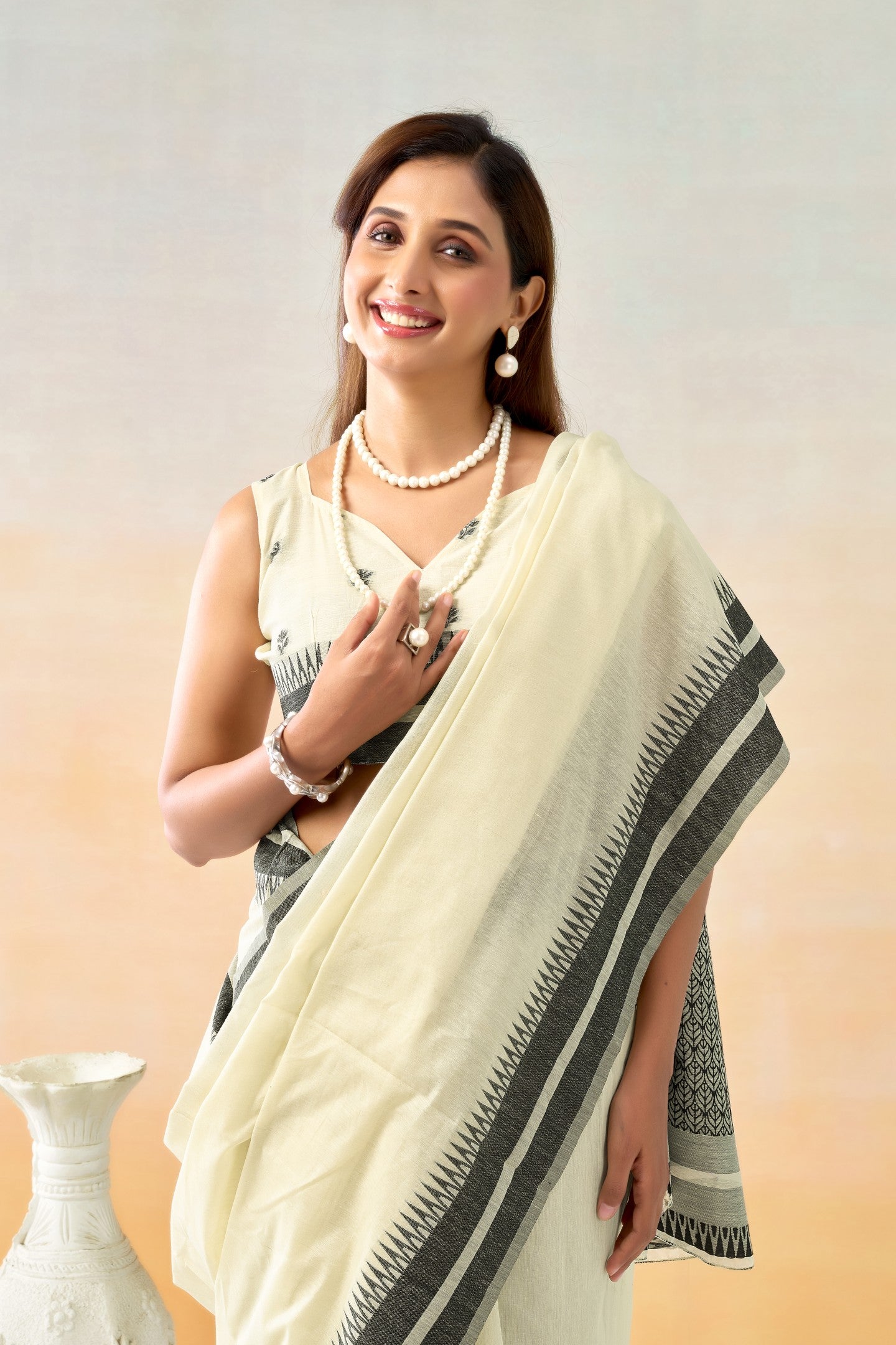 TAVISHA GOLD LINEN COTTON SAREE