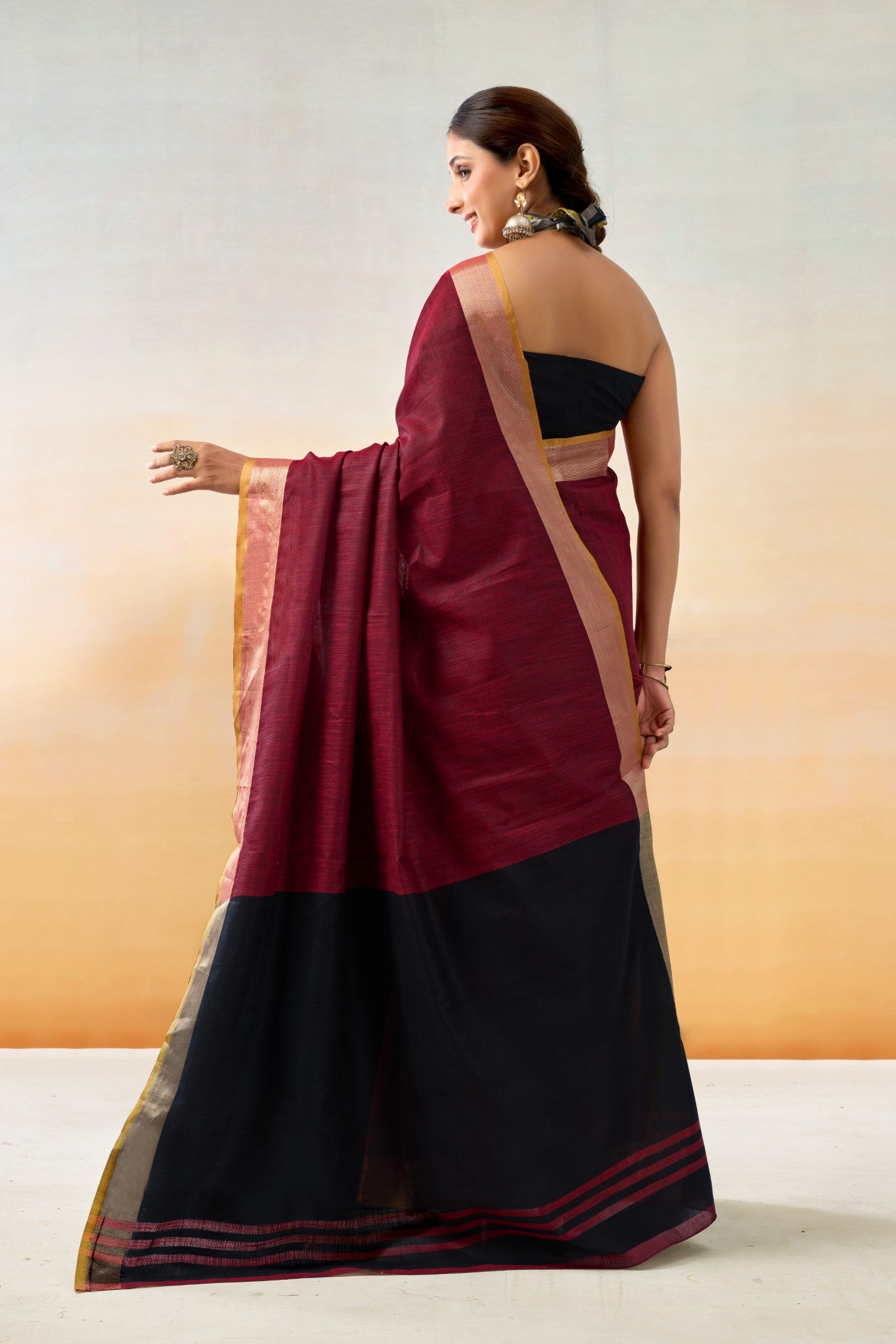 ISHWARI LINEN COTTON SAREE