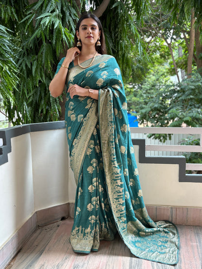Banarasi weave saree