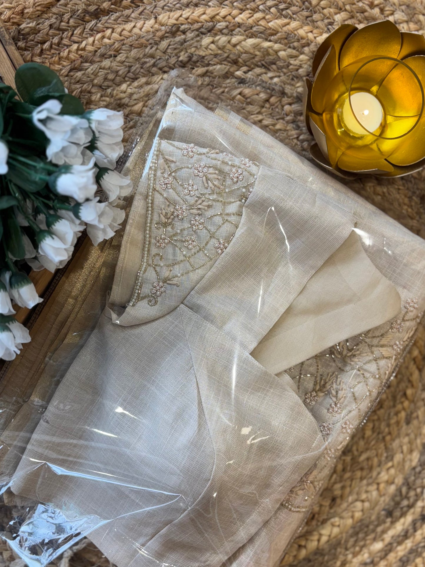 Tissue kardhana party wear saree with padded blouse