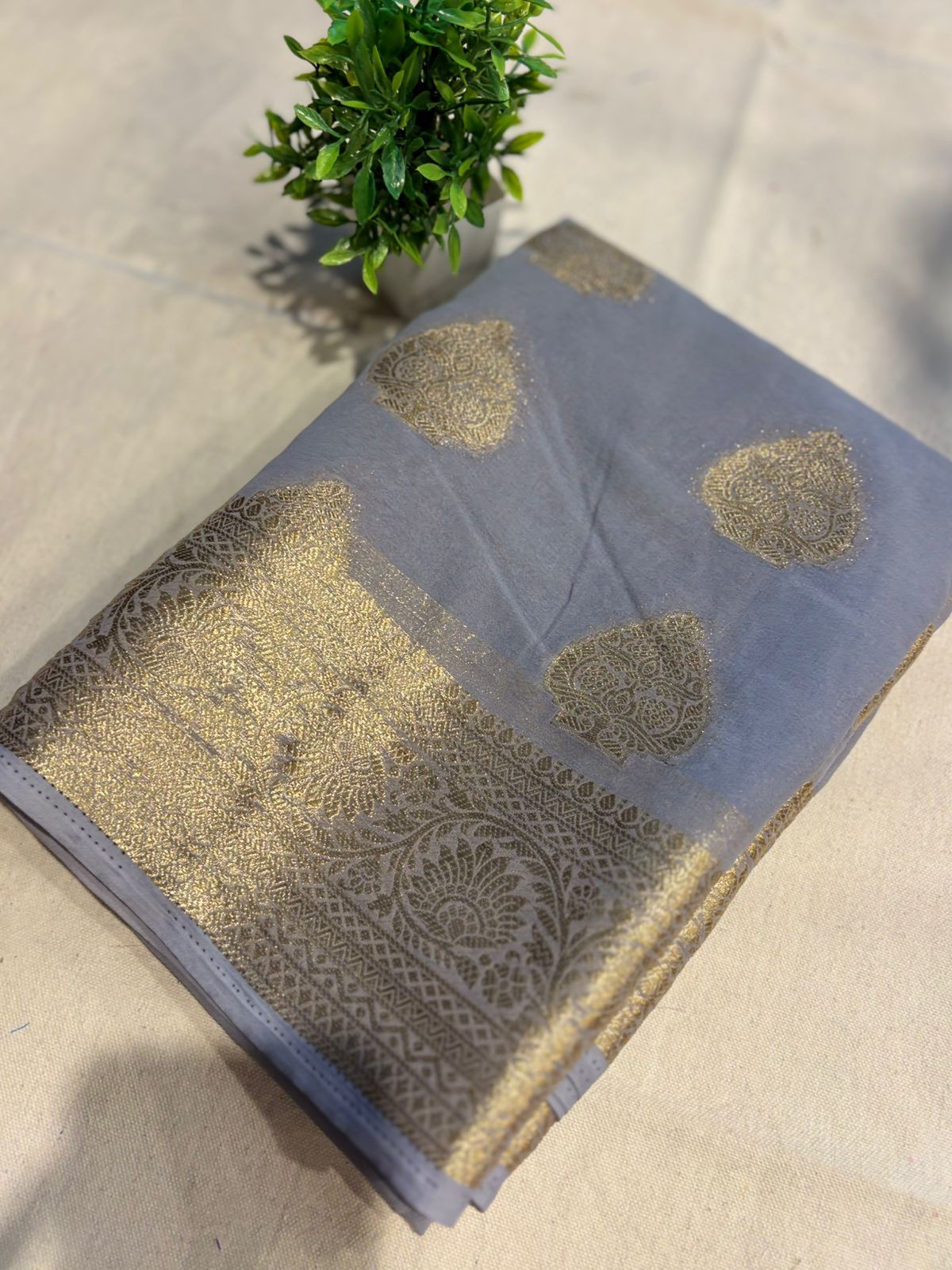 Zip & Go Chiffon Saree