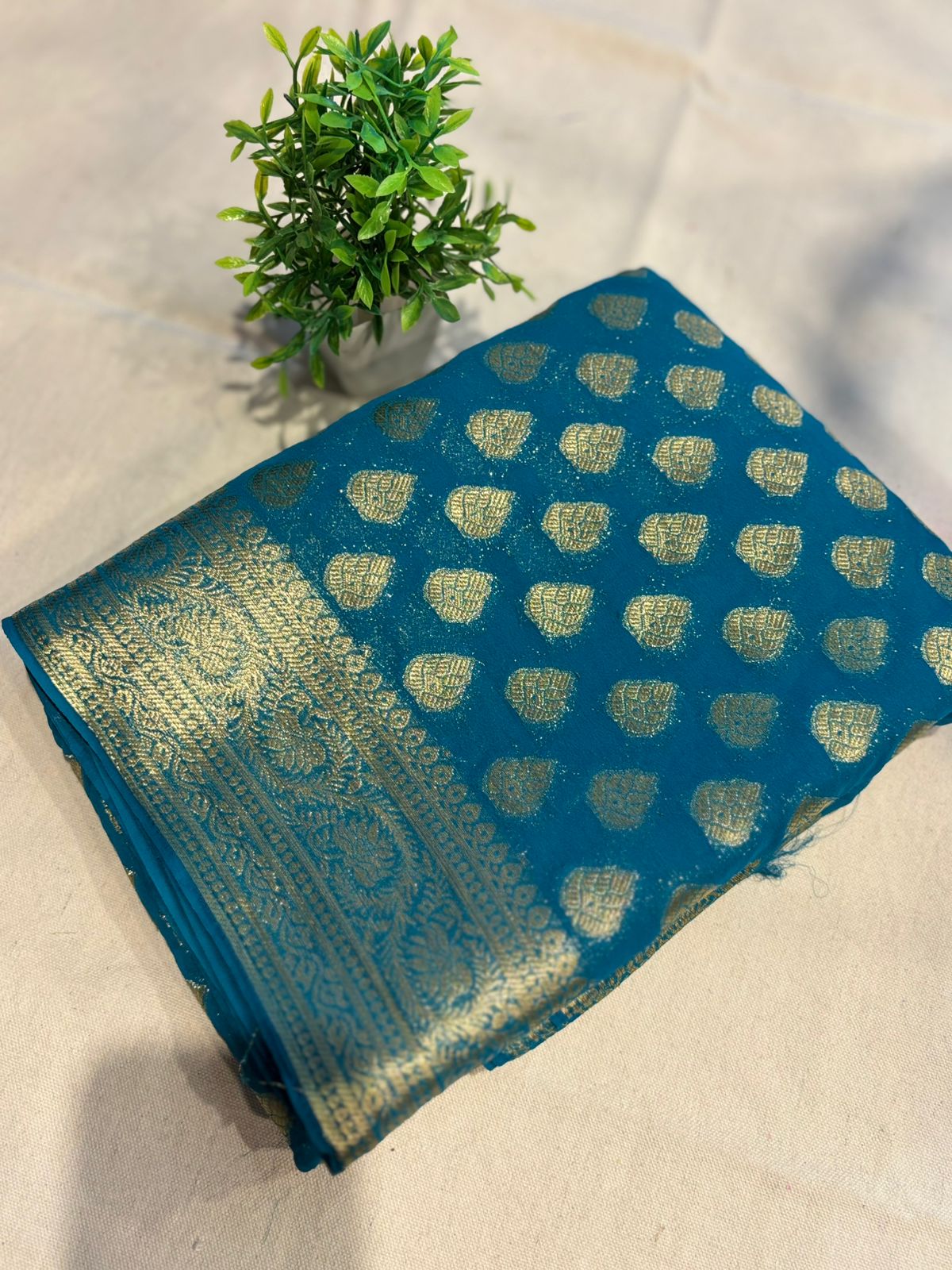 Zip & Go Chiffon Saree