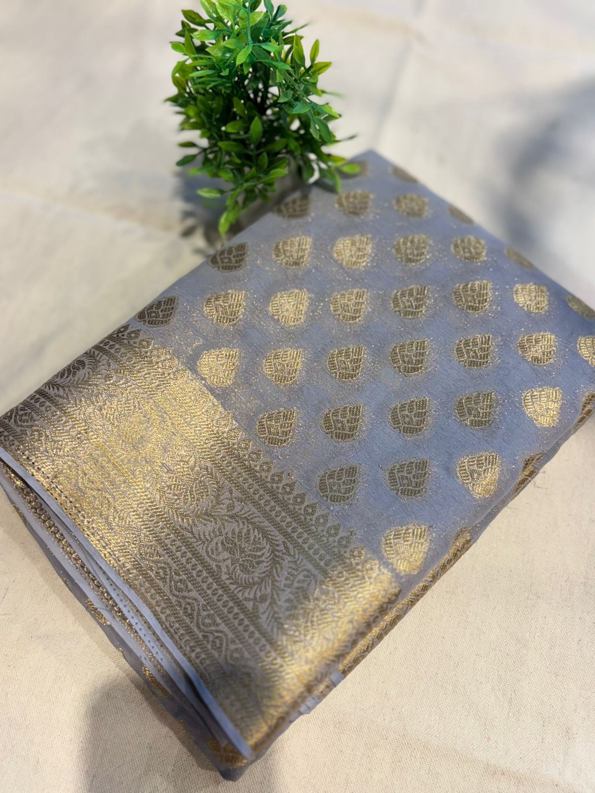 Zip & Go Chiffon Saree