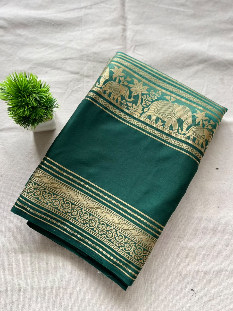 Semi Mysore silk saree bentex boarder